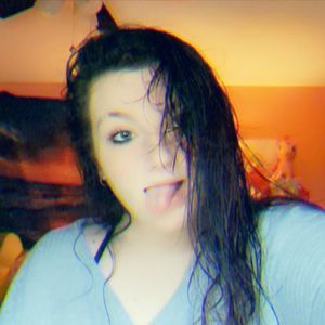 Meet your Posher, Kaylie